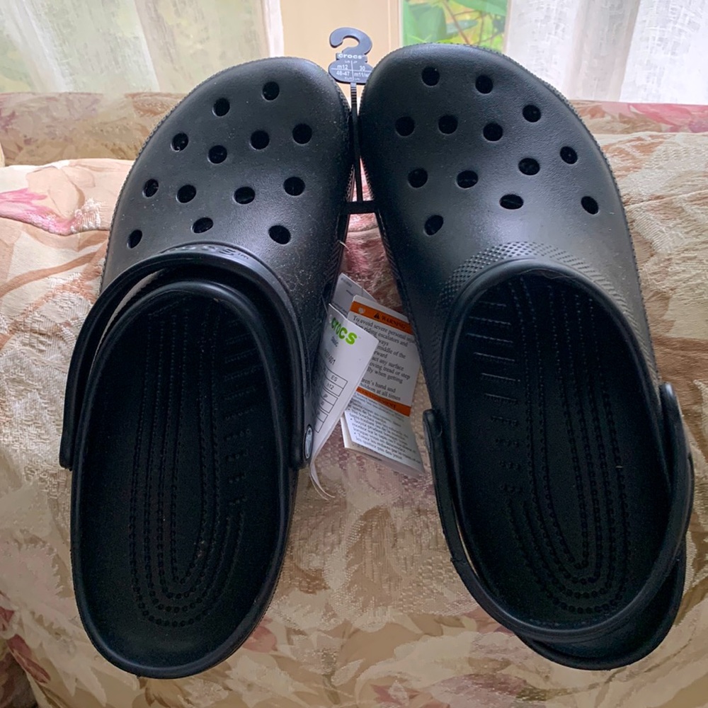 Men’s classic Crocs, size 12, new, never worn